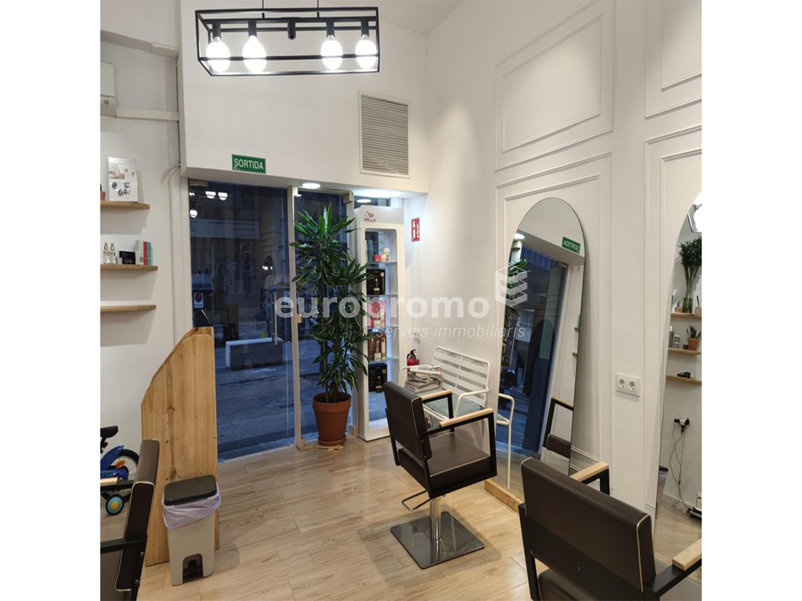 Local  a Girona Centre - Eixample
